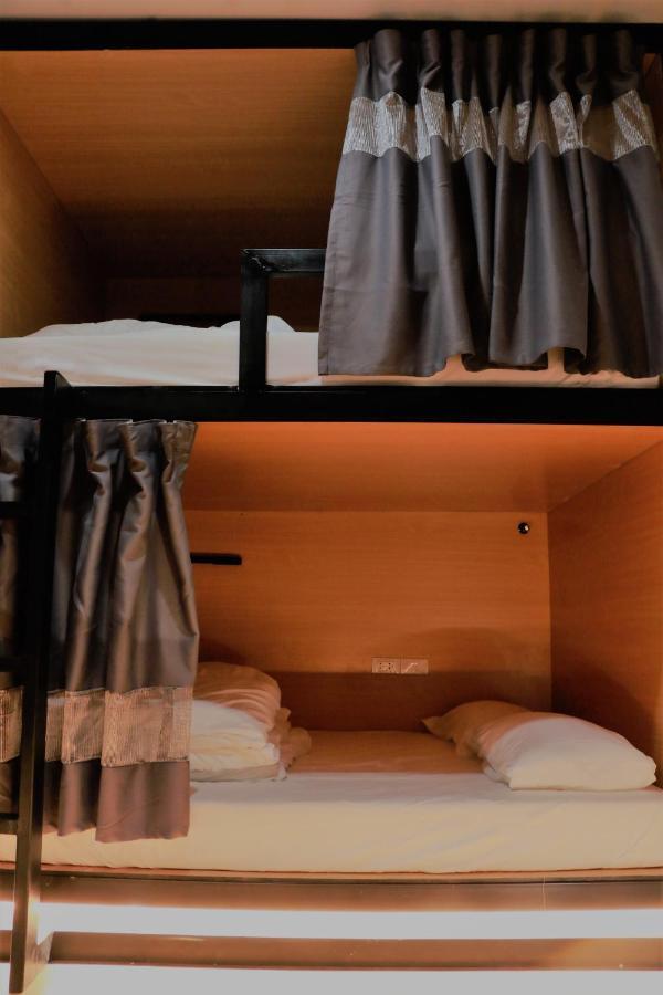 Sylvis Hostel Chiangmai Chiang Mai Bagian luar foto
