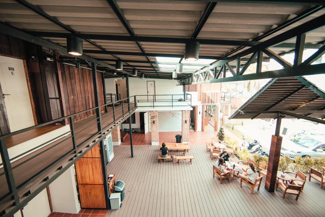 Sylvis Hostel Chiangmai Chiang Mai Bagian luar foto