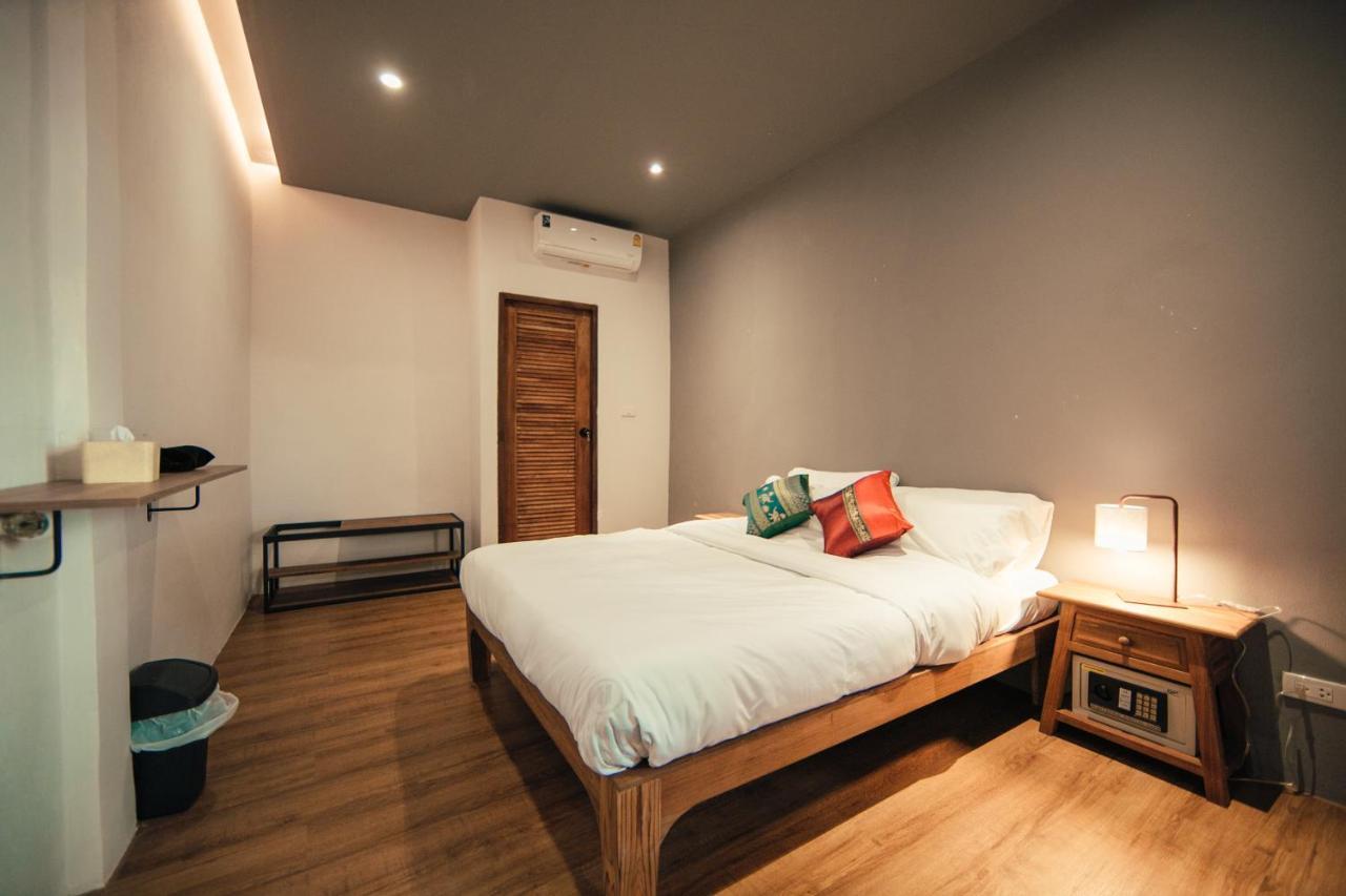 Sylvis Hostel Chiangmai Chiang Mai Bagian luar foto